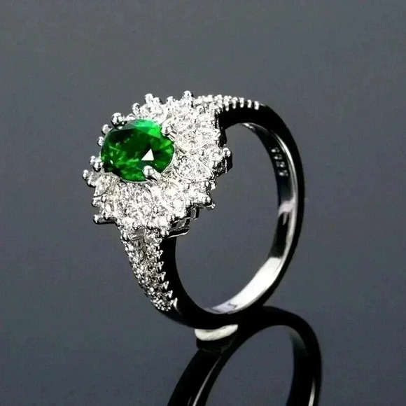 Superb 925 Silver Diamond 2ct Emerald Ring - Picture 2 of 4